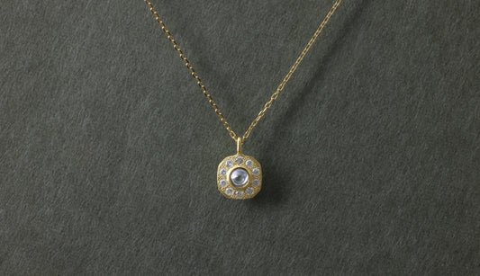 【On hold】Cabochon cut diamond necklace / K18YG
