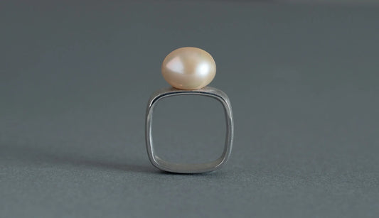 Syami ring + pearl / Silver