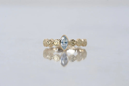 Leaf little ring + sapphire (pale blue)