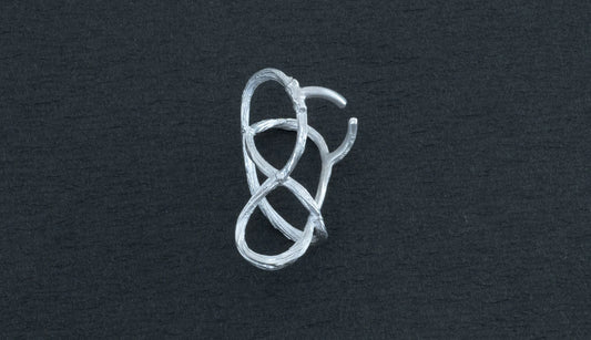 [Release on March 21.] Nexus ear cuff