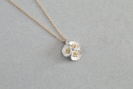 Petit flower necklace " three small flowers " / mix