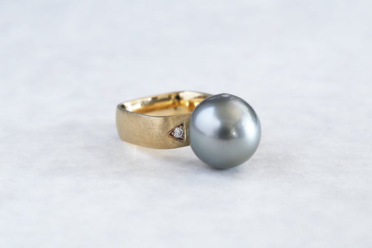 Syami ring + Tahiti Pearl / K18