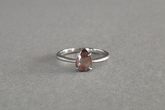 Included drop rose cut diamond ring / A