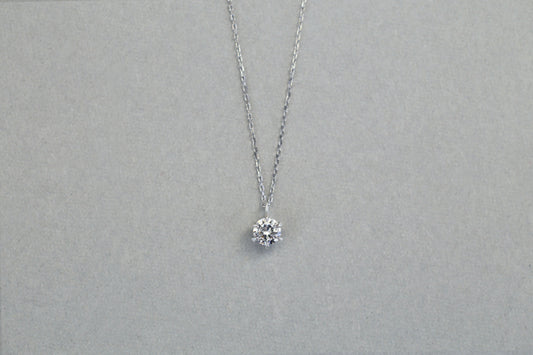 Solitaire necklace / Pt900